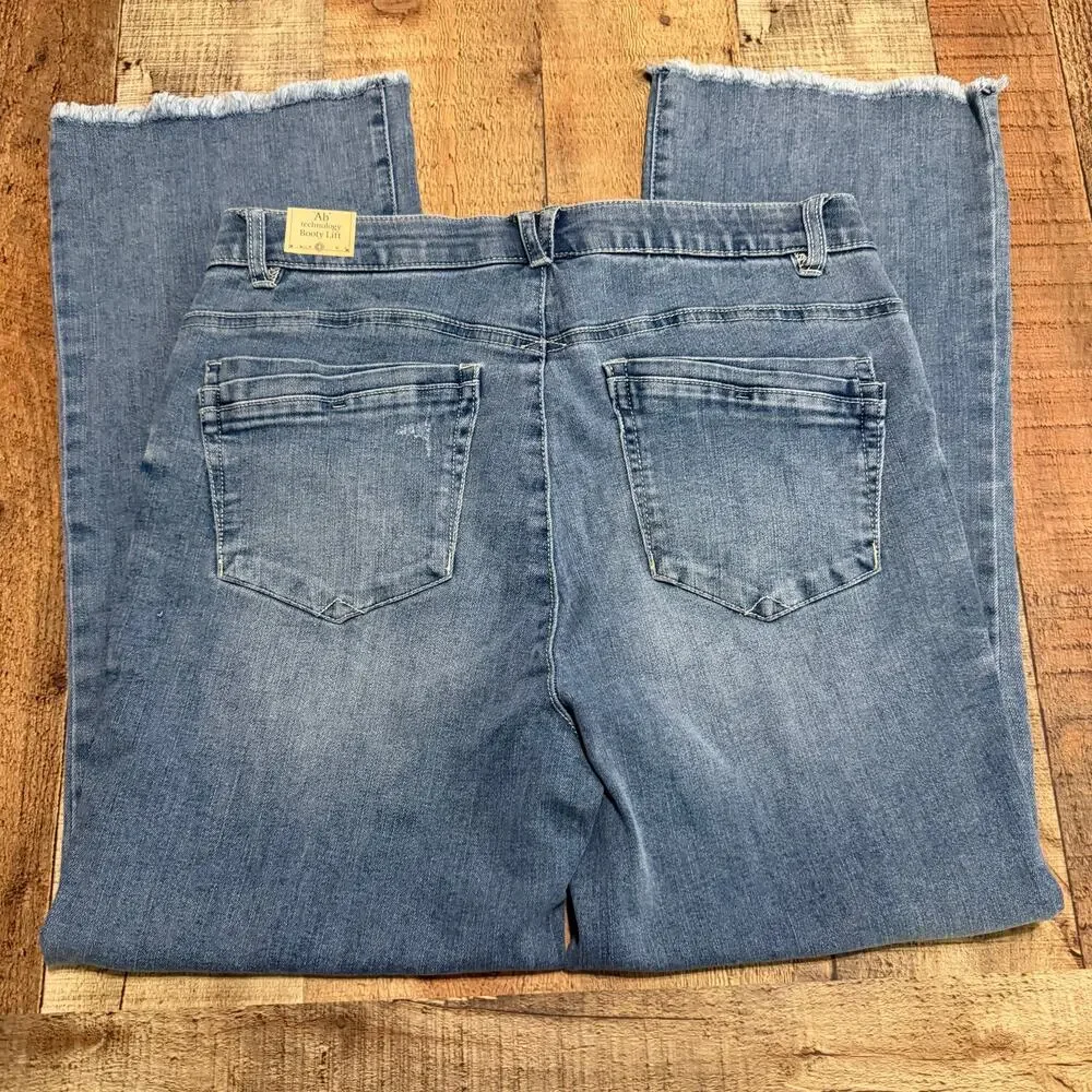Democracy NEW Med Wash Denim Raw Hem Cropped Jeans Sz 10 Ab Technology Stretch - Picture 5 of 5